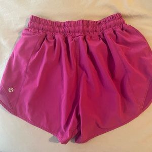 LULULEMON HOTTY HOT SHORTS